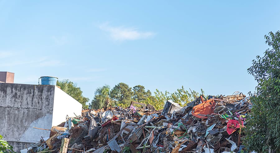 E-Waste pileup image