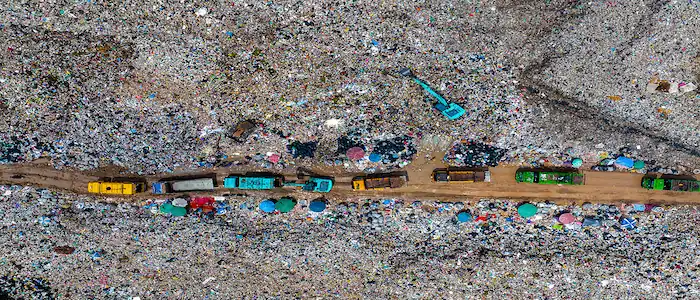 the environmental impact of e-waste on landfills